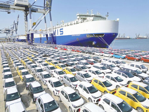 專訪北京大學(xué)國民經(jīng)濟(jì)研究中心主任蘇劍 前三季度投資增速下滑卻蘊(yùn)含結(jié)構(gòu)優(yōu)化，長(zhǎng)期經(jīng)濟(jì)健康可期