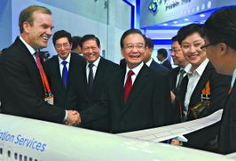 劉淇在北京市貿(mào)易發(fā)展會(huì)議上的講話(huà) 推動(dòng)開(kāi)放合作與創(chuàng)新發(fā)展