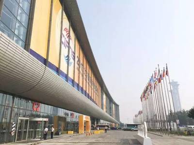 領(lǐng)導(dǎo)紛紛點(diǎn)贊 觀(guān)眾絡(luò)繹不絕——“蘇寧+天天”全新亮相2017北京國(guó)際服務(wù)貿(mào)易交易會(huì)